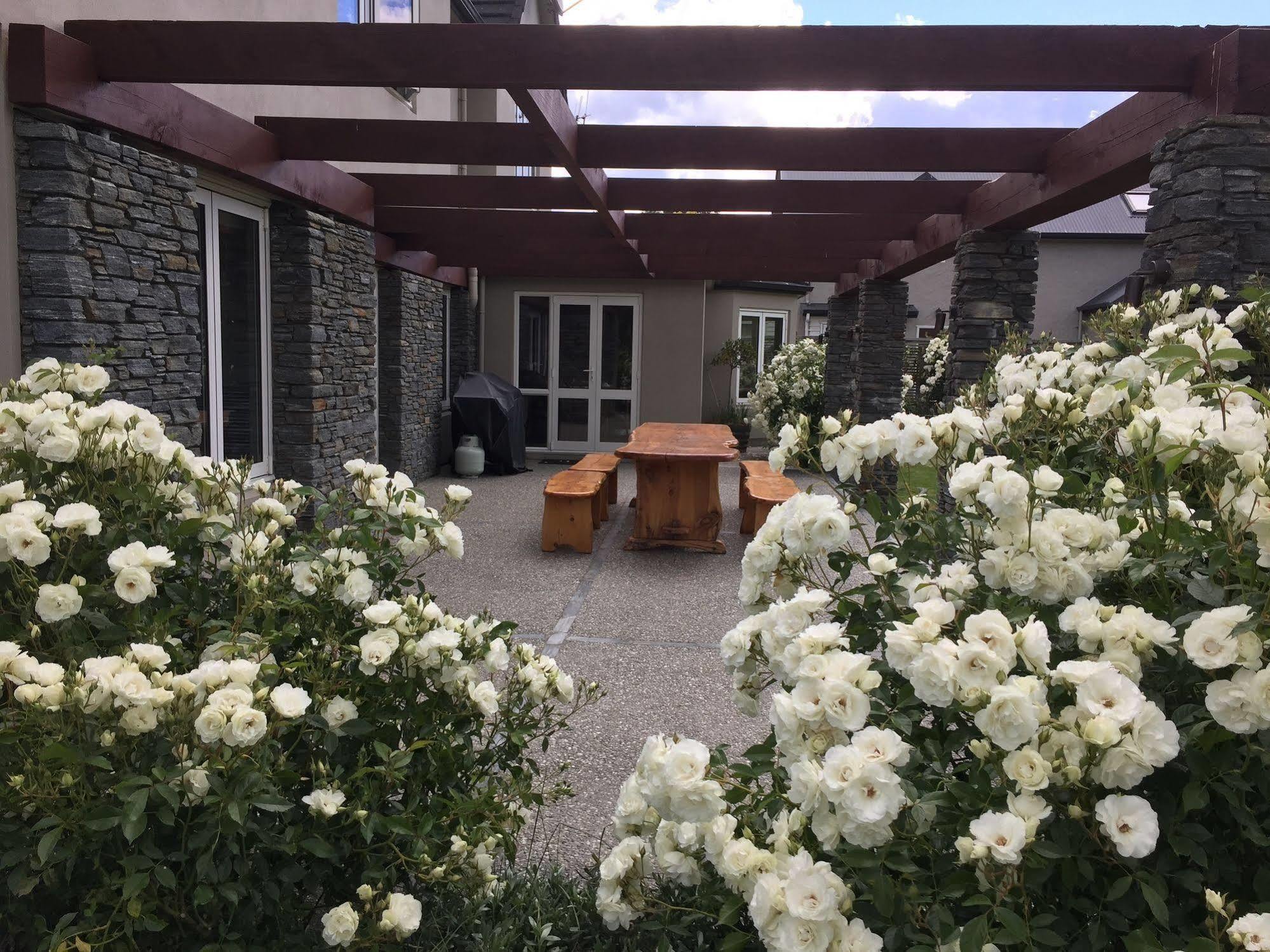 Lake Hayes Queenstown Country Lodge מראה חיצוני תמונה
