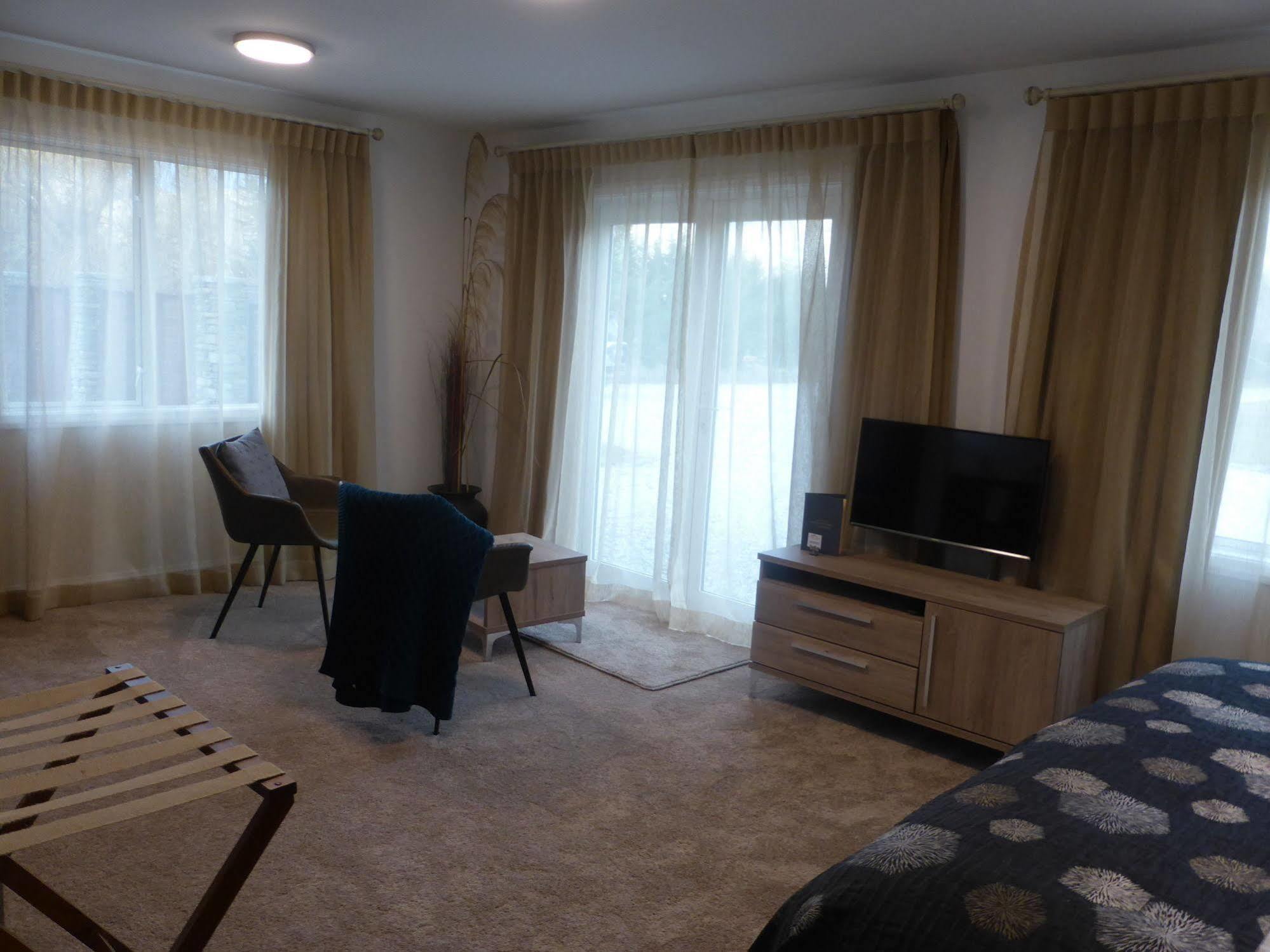 Lake Hayes Queenstown Country Lodge מראה חיצוני תמונה